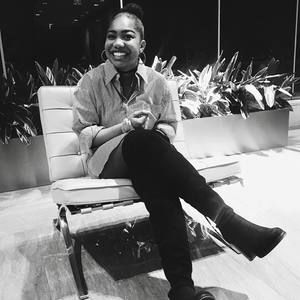 Meet your Posher, Nia